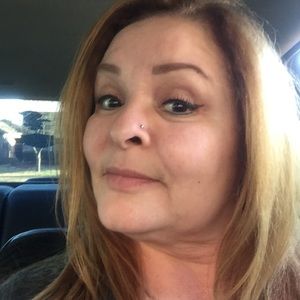 Meet your Posher, Evelyn